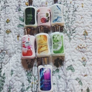 💖BUNDLE 7 bath and body works lotions💖